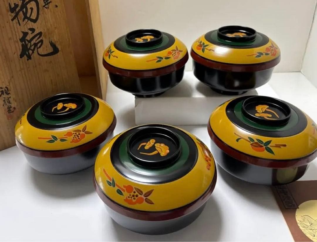 木製漆器　山人艸果蒔絵　煮物椀　山中塗　蓋付煮物椀五客揃い　アンティーク高級漆器