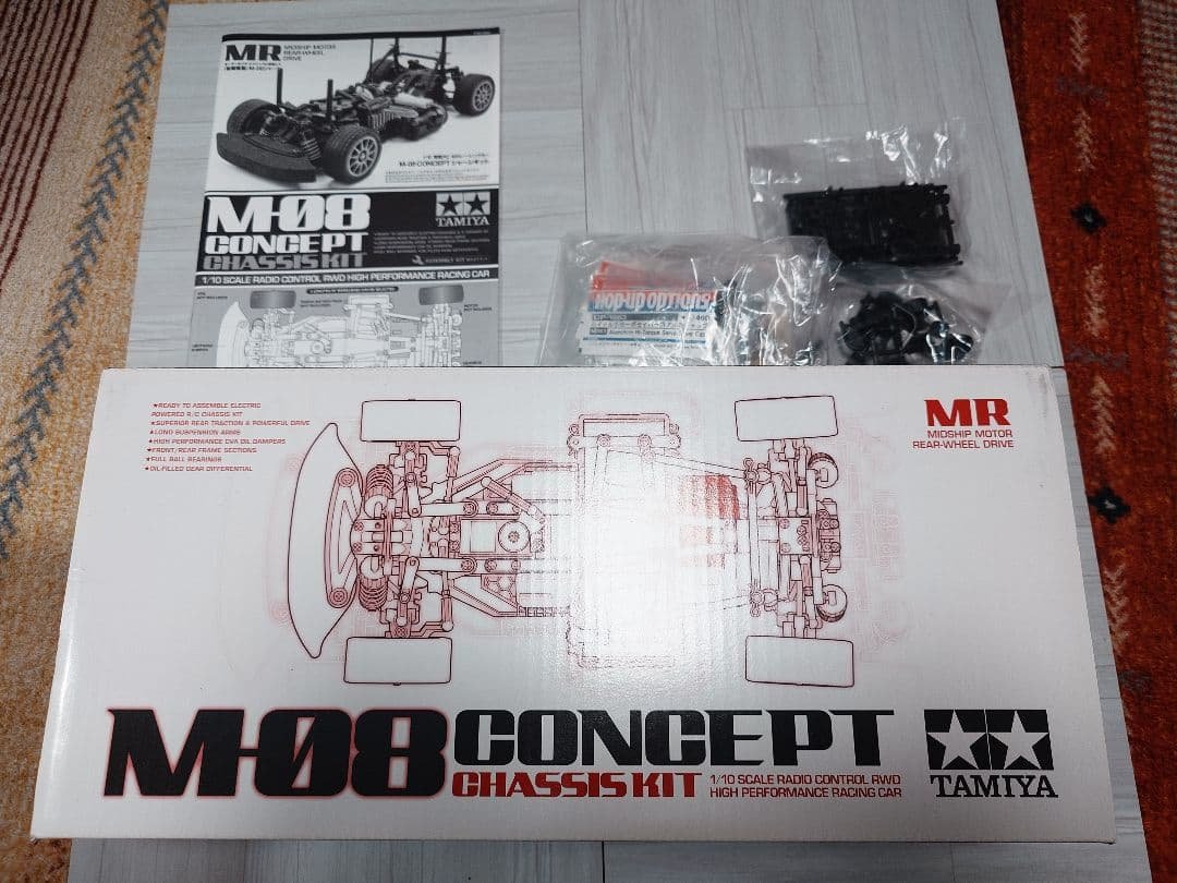 タミヤ1/10RC M-08 CONCEPT シャーシキット(中古)新品ボディ付